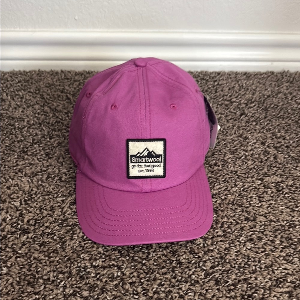 Smartwool Fuchsia Cap/Hat - NWT